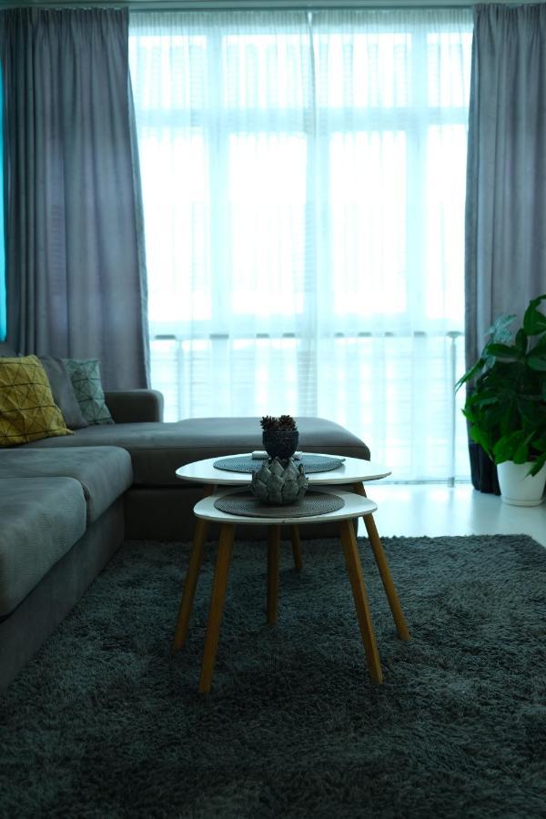 Apartament Modern At Train Station